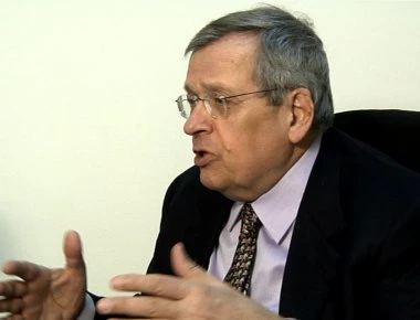 Στέφανος Μάνος για παραίτηση Κοτζιά: «Έφυγε με την ουρά στα σκέλια»